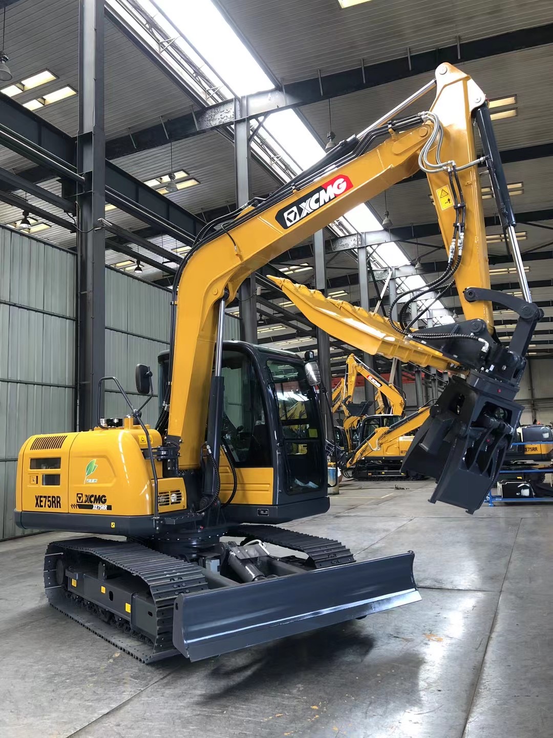 樂清公鐵兩用挖掘機  XE75RR液壓挖掘機 公路鐵路兩用