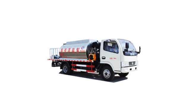 南充瀝青灑布車CLW5072GLQ5